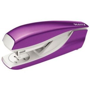 Achetez LEITZ Agrafeuse NEXXT Violet - En métal - Capacité 30 feuilles - Agrafes 24/6 - Livrée en..