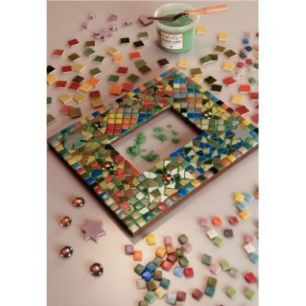 Achetez Seau de 1 litre de mosaïques 2x2 cm en pâte de verre panachés assortis PV 620101 pas cher..
