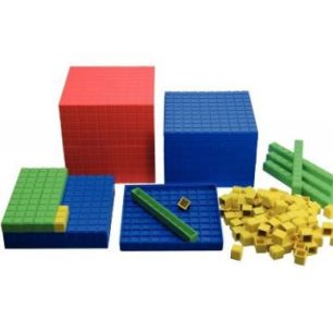 Achetez Cube Base 10 en RE-PLASTIC 039577.000 pas cher sur Ma Rentrée Scolaire