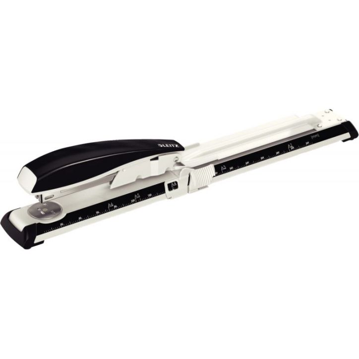 LEITZ Agrafeuse long-bras. Agrafes 24/6 ou 26/6. 40 feuilles.